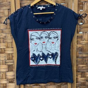 Women’s Blue Le Grenier Sleeveless shirt with gorgeous graphic